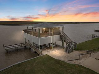 1861 Cr 230 Drive, Sargent, TX 77414