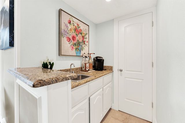 2804 Meadowbrook Drive, Plano, TX 75075