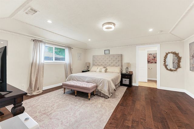 2804 Meadowbrook Drive, Plano, TX 75075