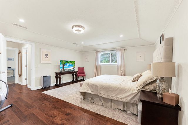 2804 Meadowbrook Drive, Plano, TX 75075