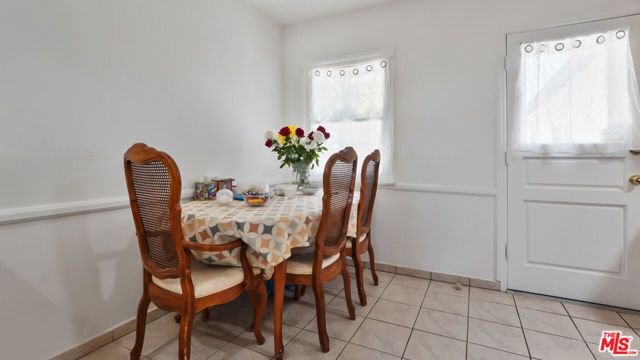 10341 Arminta Street, Sun Valley (los Angeles), CA 91352