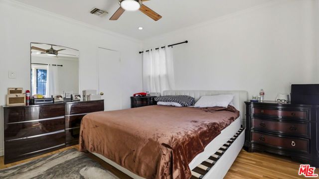 10341 Arminta Street, Sun Valley (los Angeles), CA 91352