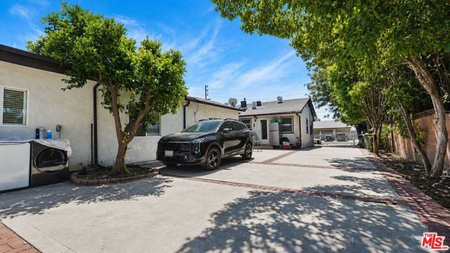 10341 Arminta Street, Sun Valley (los Angeles), CA 91352