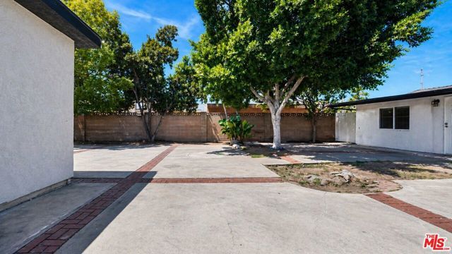10341 Arminta Street, Sun Valley (los Angeles), CA 91352