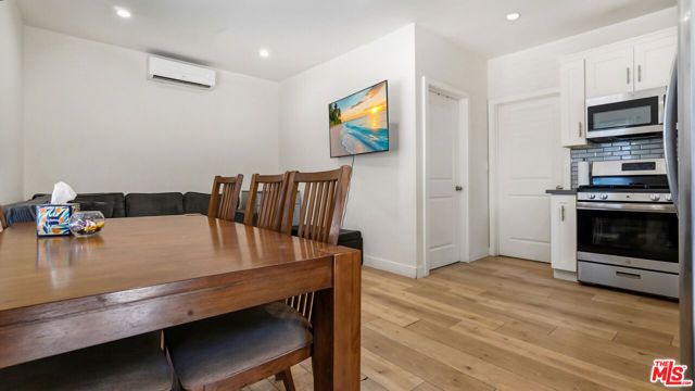 10341 Arminta Street, Sun Valley (los Angeles), CA 91352