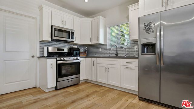 10341 Arminta Street, Sun Valley (los Angeles), CA 91352