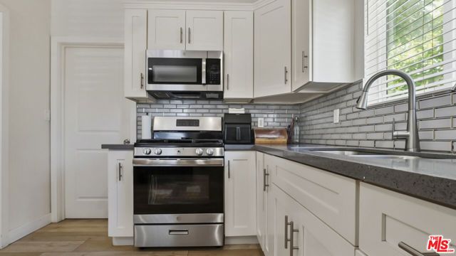 10341 Arminta Street, Sun Valley (los Angeles), CA 91352