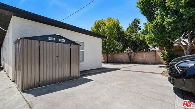 10341 Arminta Street, Sun Valley (los Angeles), CA 91352