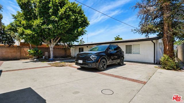 10341 Arminta Street, Sun Valley (los Angeles), CA 91352