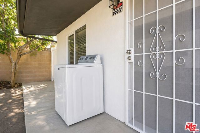 10341 Arminta Street, Sun Valley (los Angeles), CA 91352
