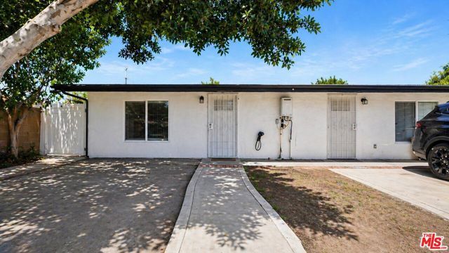 10341 Arminta Street, Sun Valley (los Angeles), CA 91352