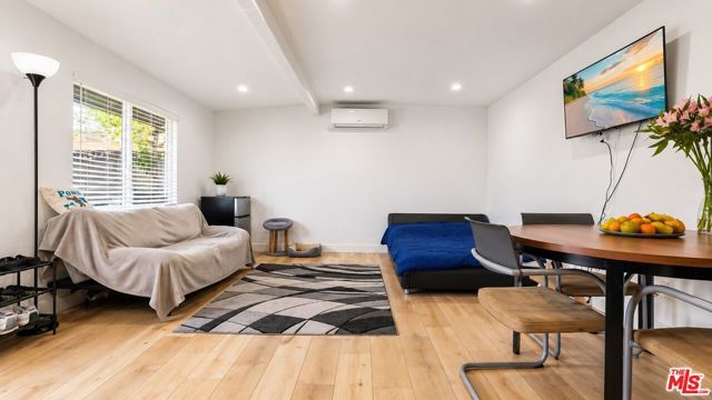 10341 Arminta Street, Sun Valley (los Angeles), CA 91352