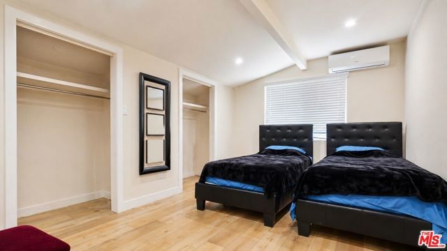 10341 Arminta Street, Sun Valley (los Angeles), CA 91352