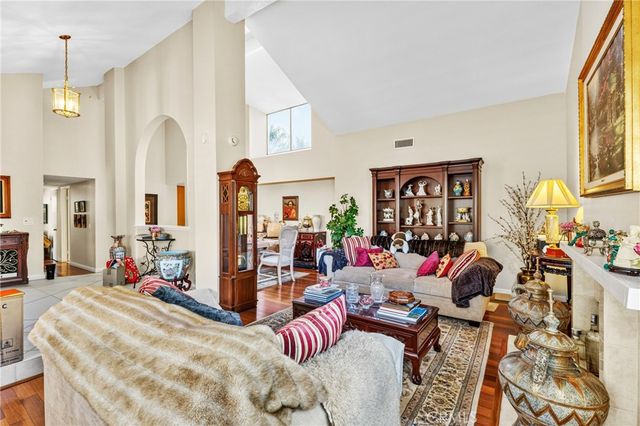 1565 Wedgewood, Upland, CA 91786