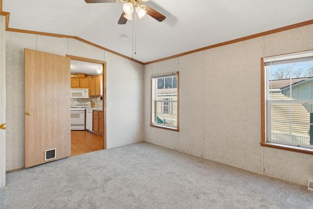 15 Quaboag Valley Co-Op Street 15, Palmer, MA 01069