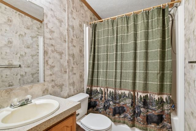 15 Quaboag Valley Co-Op Street 15, Palmer, MA 01069