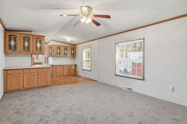 15 Quaboag Valley Co-Op Street 15, Palmer, MA 01069