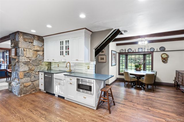 70 Nautilus Avenue, Northport, NY 11768