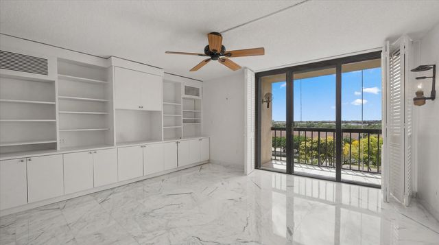 2480 Presidential Way 704, West Palm Beach, FL 33401
