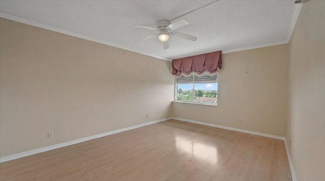 2480 Presidential Way 704, West Palm Beach, FL 33401