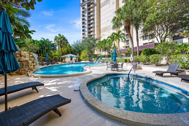 2480 Presidential Way 704, West Palm Beach, FL 33401
