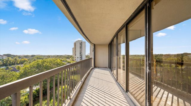 2480 Presidential Way 704, West Palm Beach, FL 33401
