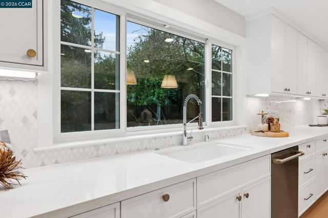 587 Morninghome Rd, Danville, CA 94526