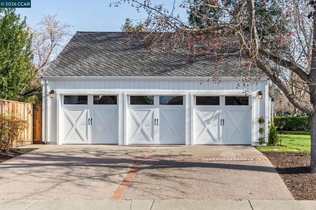 587 Morninghome Rd, Danville, CA 94526