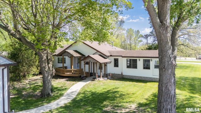 201 N HANNIBAL Street, Tremont, IL 61568