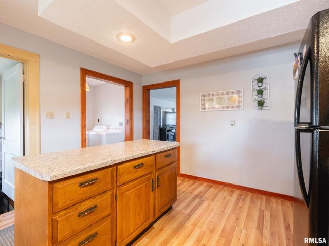 201 N HANNIBAL Street, Tremont, IL 61568