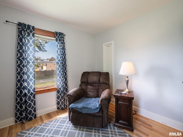 201 N HANNIBAL Street, Tremont, IL 61568