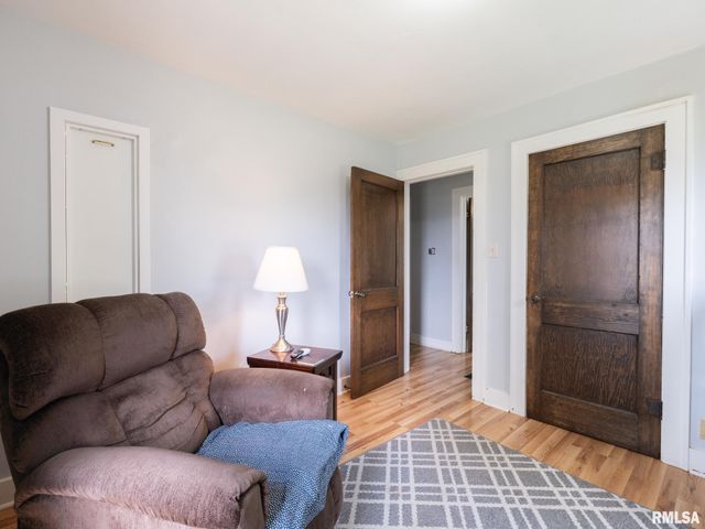 201 N HANNIBAL Street, Tremont, IL 61568