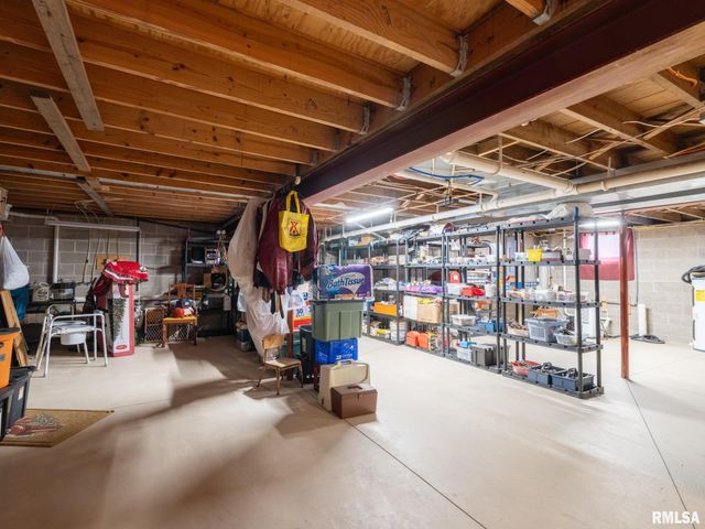 201 N HANNIBAL Street, Tremont, IL 61568