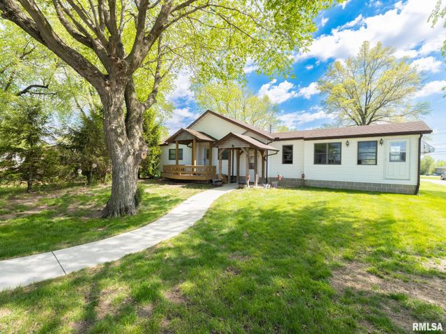 201 N HANNIBAL Street, Tremont, IL 61568