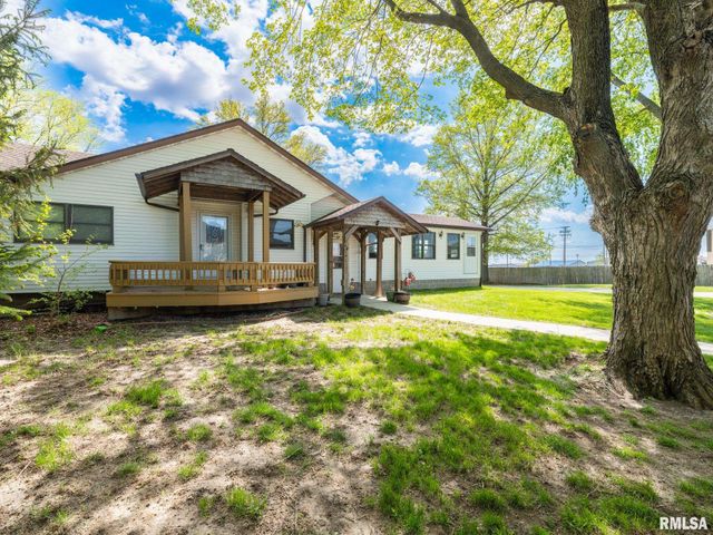 201 N HANNIBAL Street, Tremont, IL 61568
