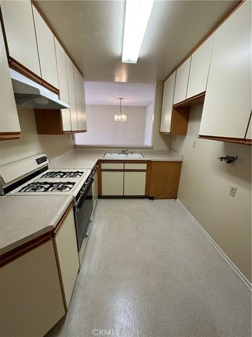420 Milford Street, Glendale, CA 91203