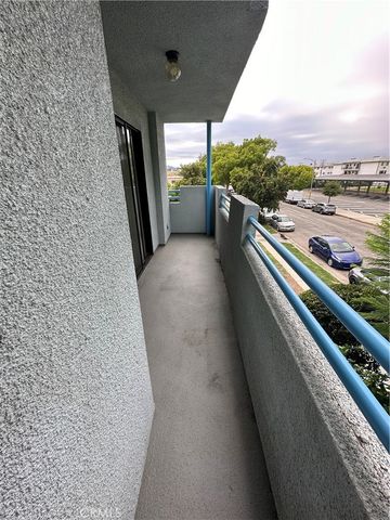 420 Milford Street, Glendale, CA 91203