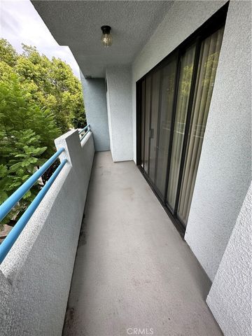 420 Milford Street, Glendale, CA 91203