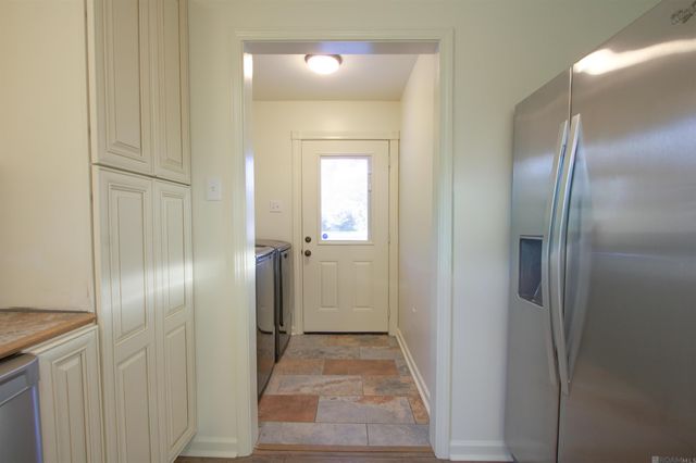 25090 D Hutchinson Rd, Holden, LA 70744