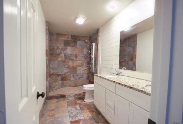 25090 D Hutchinson Rd, Holden, LA 70744