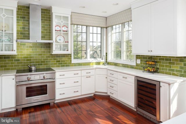 1427 SPRINGTON LN, West Chester, PA 19380