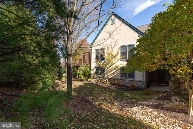 1427 SPRINGTON LN, West Chester, PA 19380