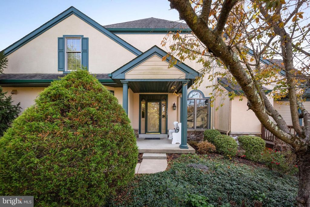 1427 SPRINGTON LN, West Chester, PA 19380