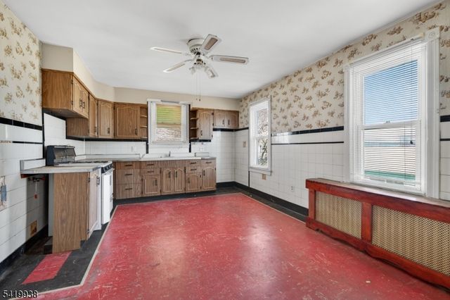 201 3rd Ave, Alpha Boro, NJ 08865