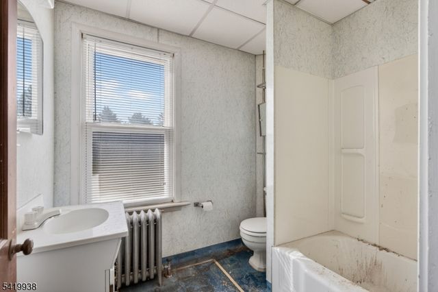 201 3rd Ave, Alpha Boro, NJ 08865