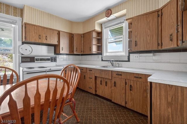 201 3rd Ave, Alpha Boro, NJ 08865