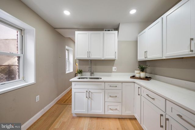 125 E CROSS ST, Baltimore, MD 21230