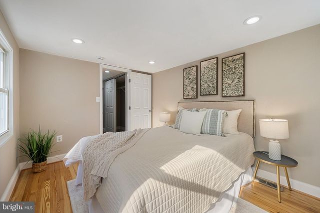 125 E CROSS ST, Baltimore, MD 21230