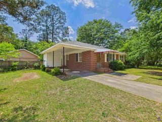 135 Briardale Ave, Warner Robins, GA 31093