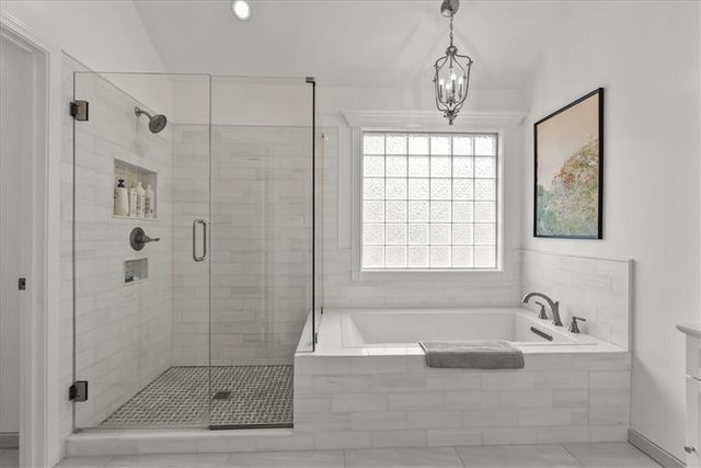 8012 W 131st Place, Overland Park, KS 66213